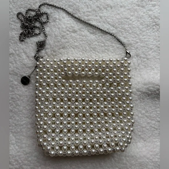 NWOT Dolce Vita Designer Pearl White Handbag with removable chain - Picture 2 of 7